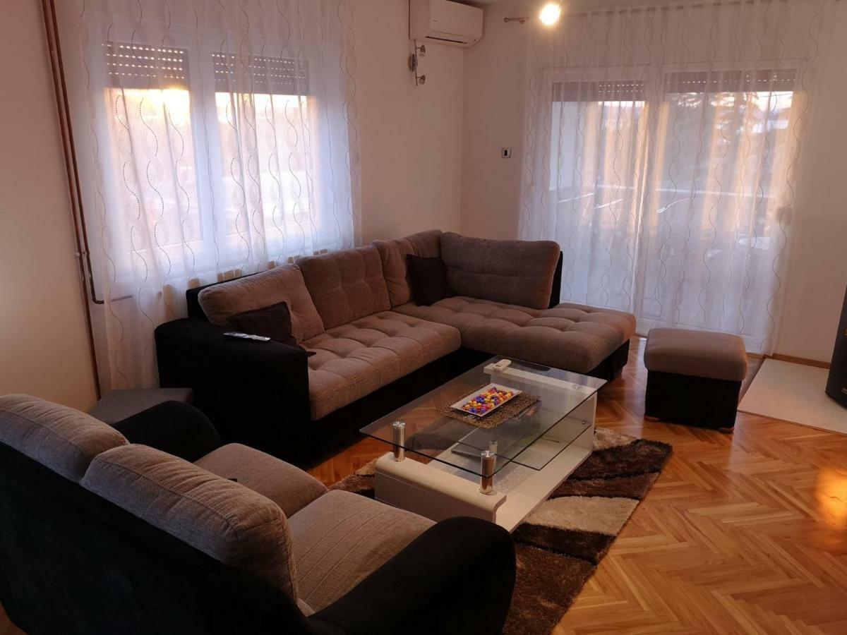 Apartments No 1288 โนวีวีโนดอลสกี ภายนอก รูปภาพ